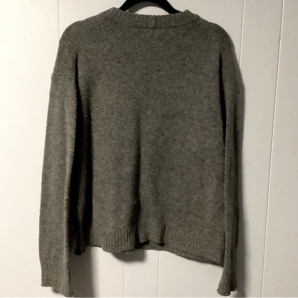 Women’s American Eagle ‘Whoa So Soft’ Gray Crew neck sweater Size Medium SO SOFT - Picture 10 of 14